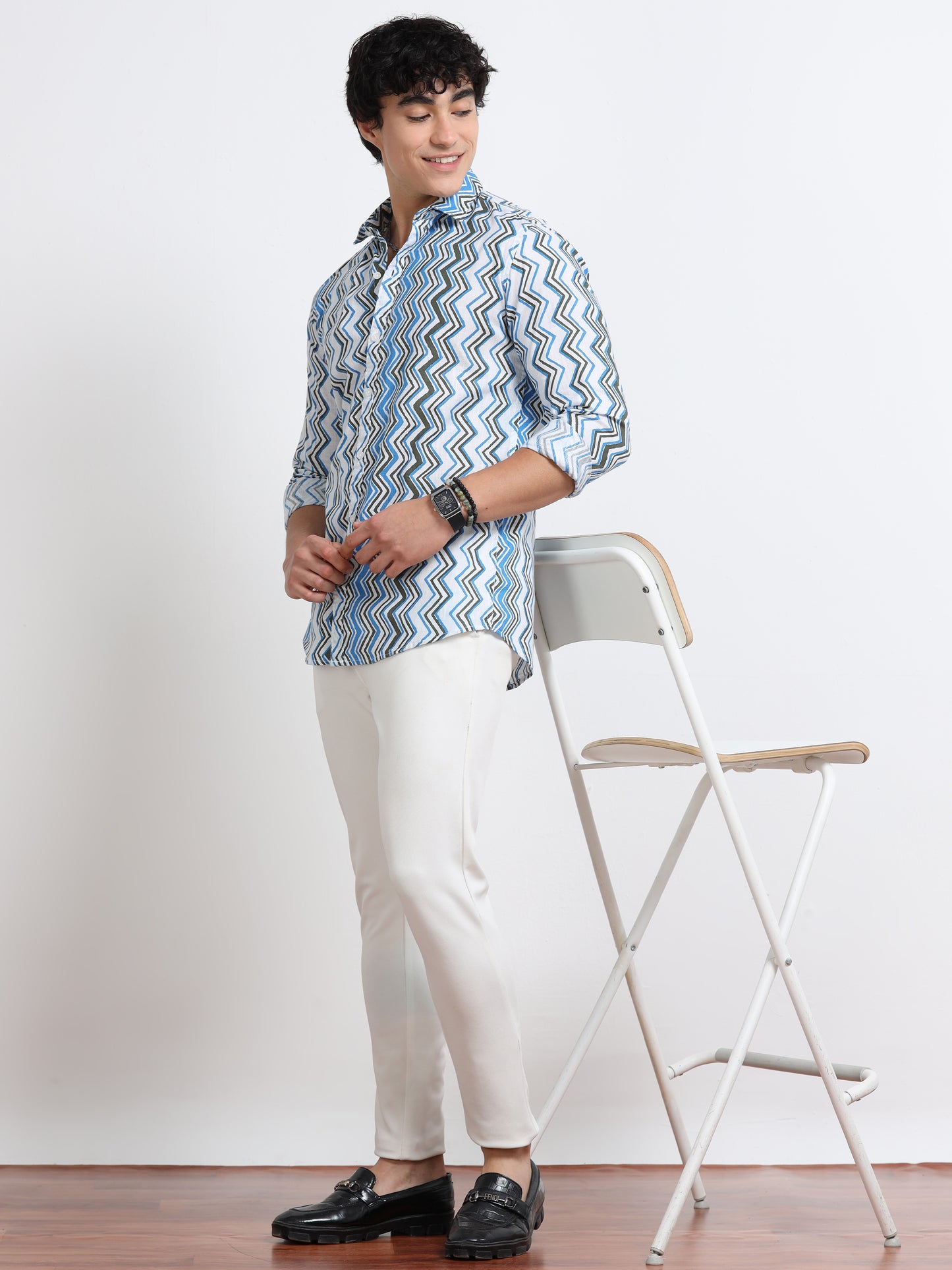 Men’s Blue Zig-Zag Pattern Cotton Shirt