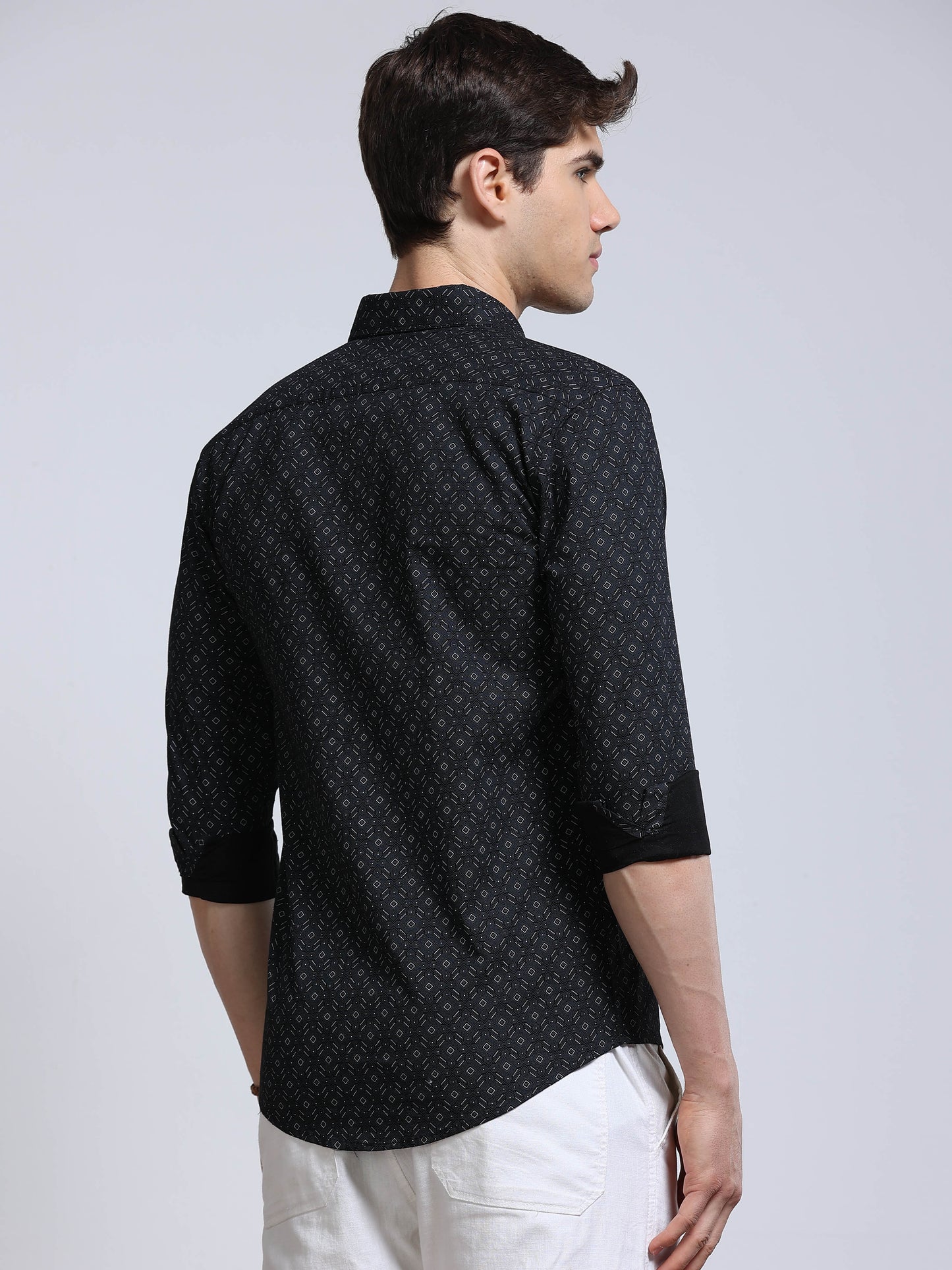 Men's Linen Black Geometric Printed Shirt