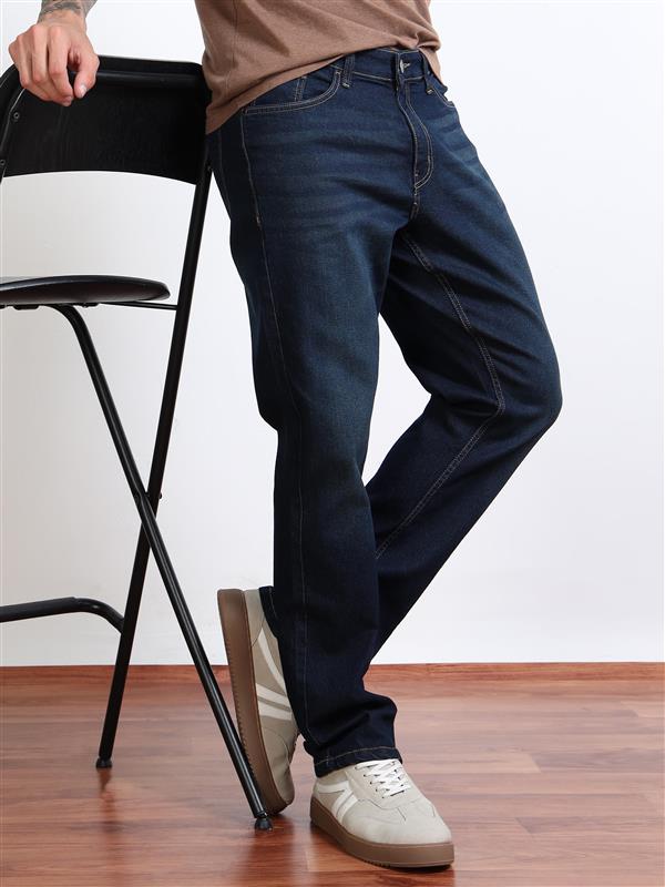 Men’s Dark Wash Straight Fit Jeans