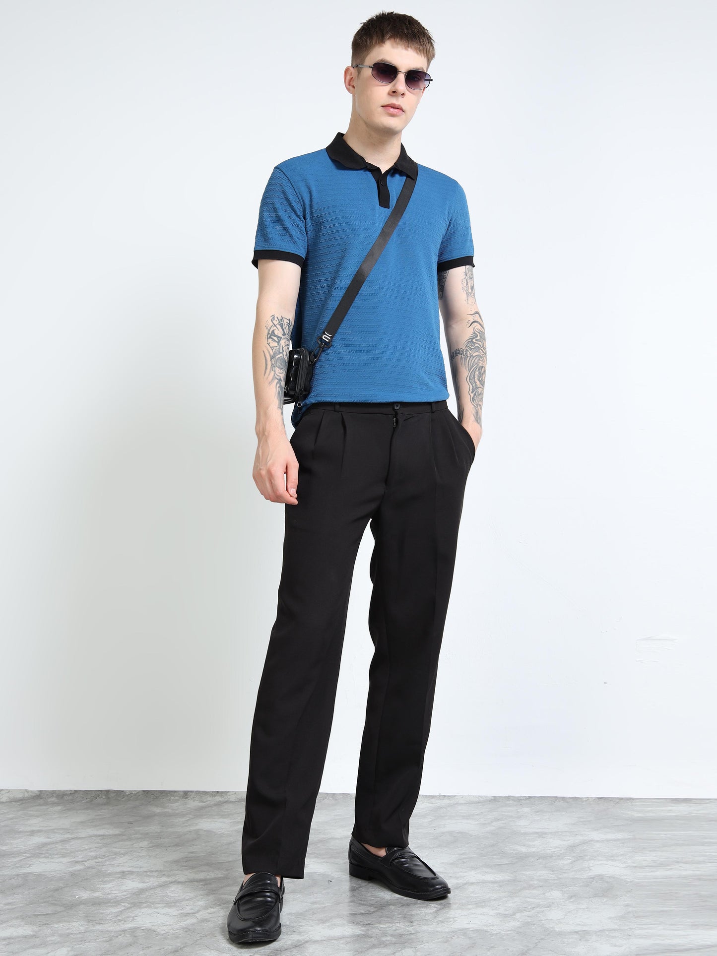 Men’s Contrast-Collar Textured Polo – Ocean Blue/Black
