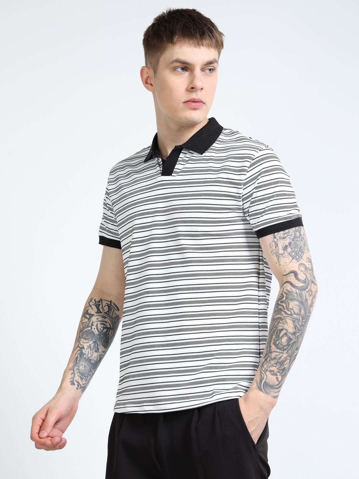 Men’s Contrast-Collar Stripe Polo – White/Black