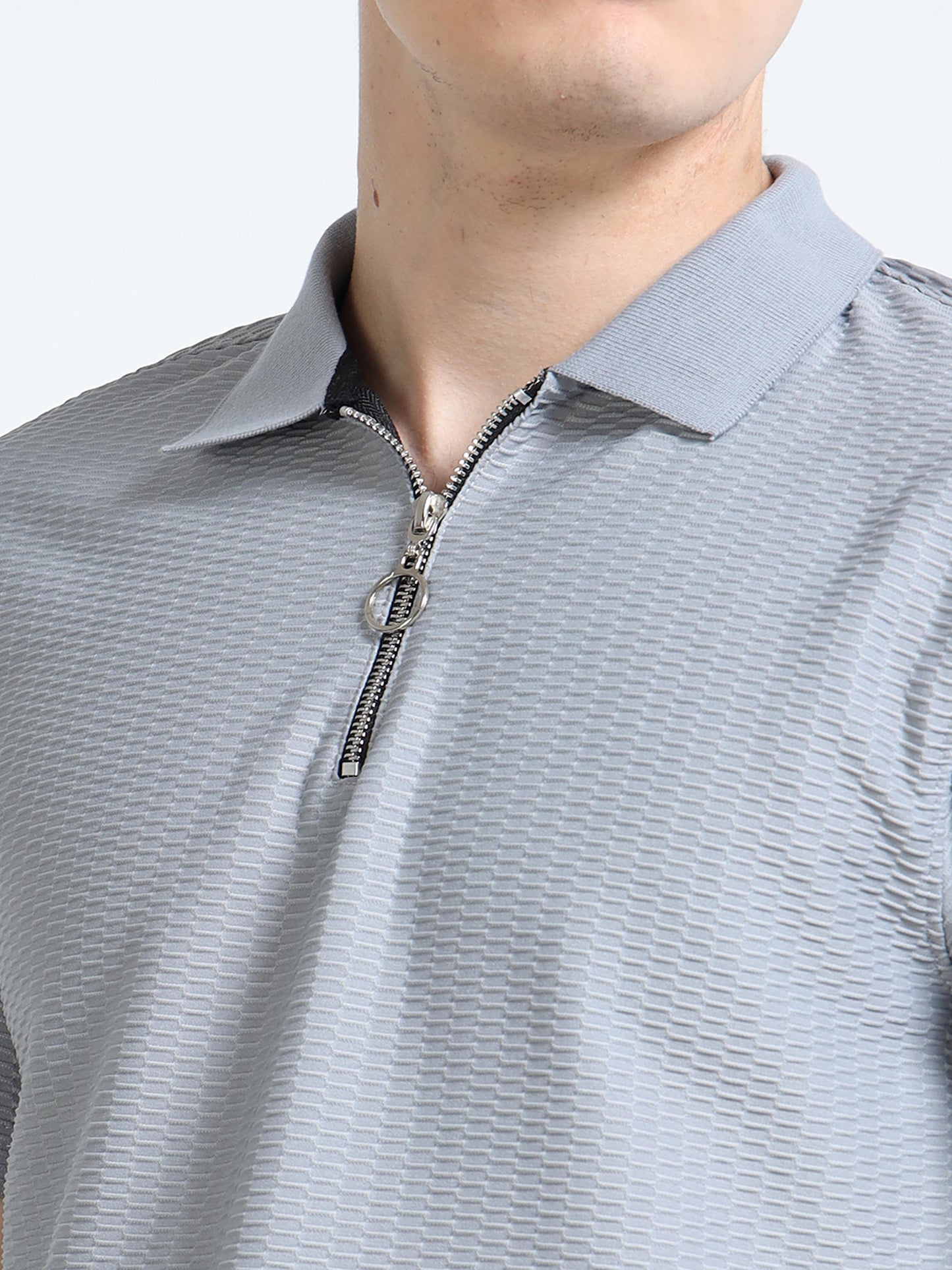 Men’s Textured Quarter-Zip Polo – Ash Grey