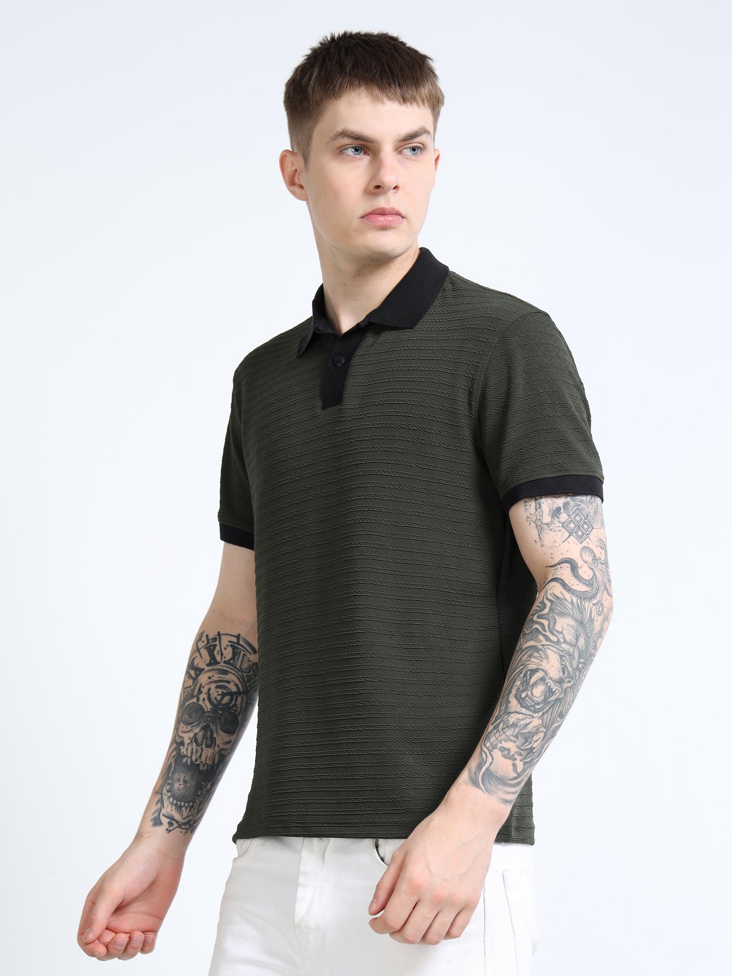 Men’s Contrast-Collar Textured Polo – Olive/Black