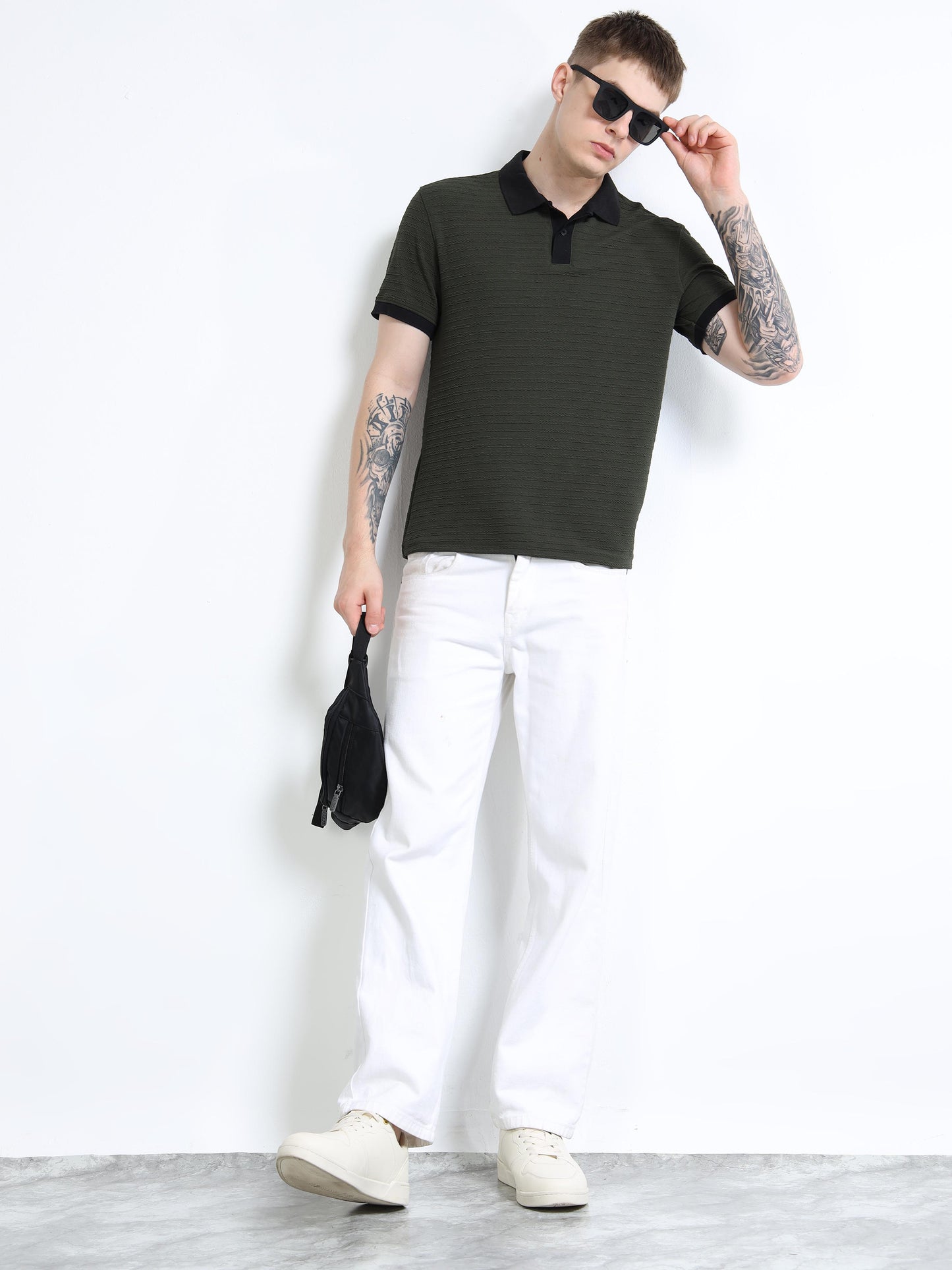 Men’s Contrast-Collar Textured Polo – Olive/Black