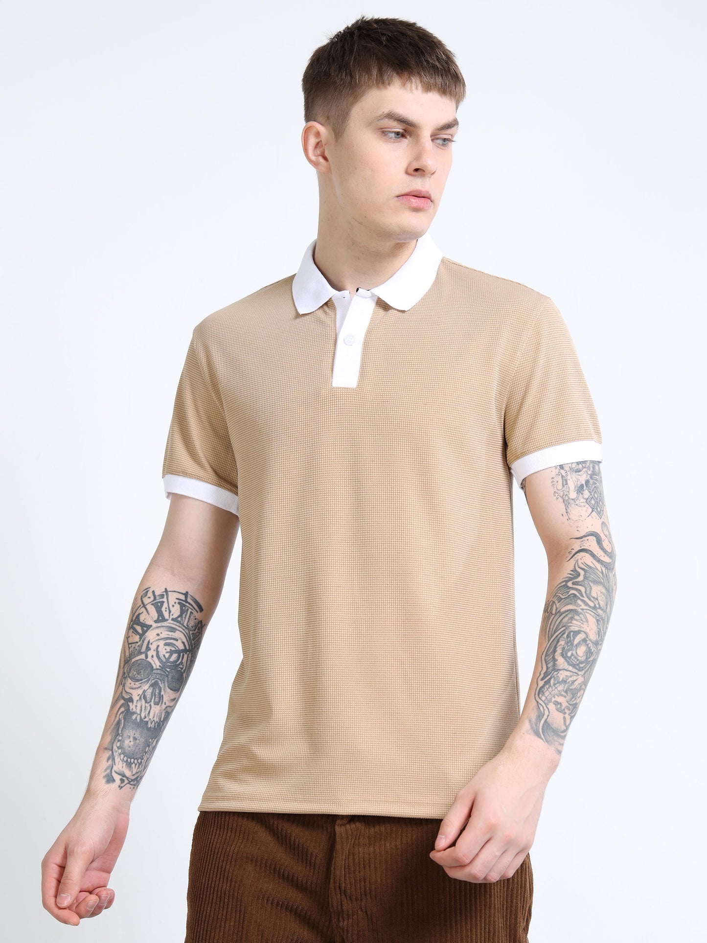 Men’s Contrast-Collar Polo – Sand/White