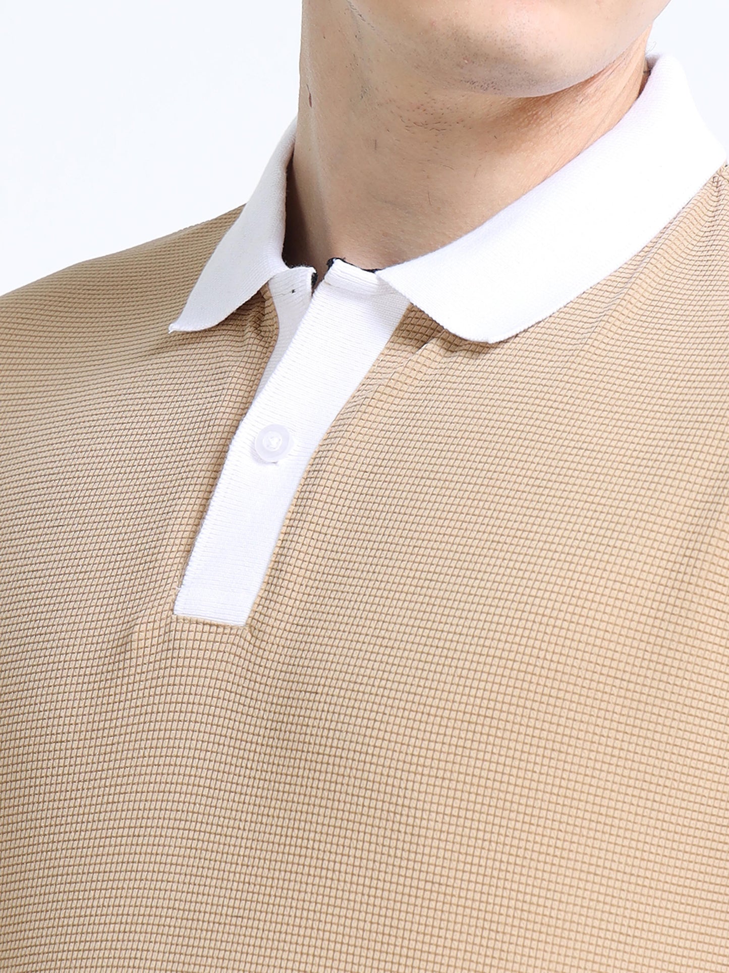 Men’s Contrast-Collar Polo – Sand/White
