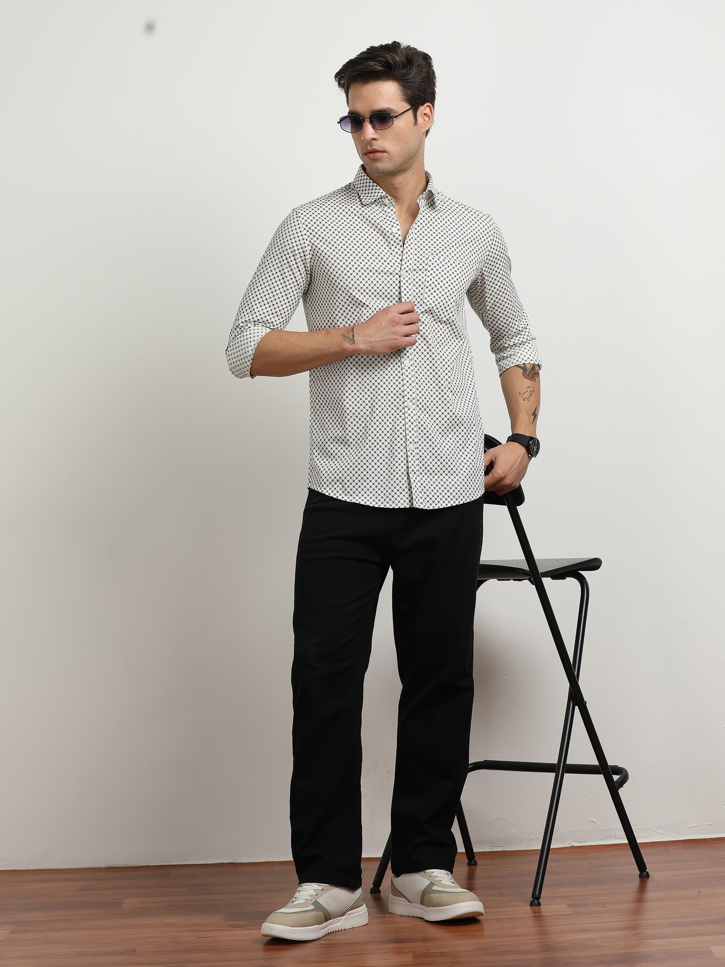 Men’s White & Black Geometric Printed Slim Fit Casual Shirt By Black Thread